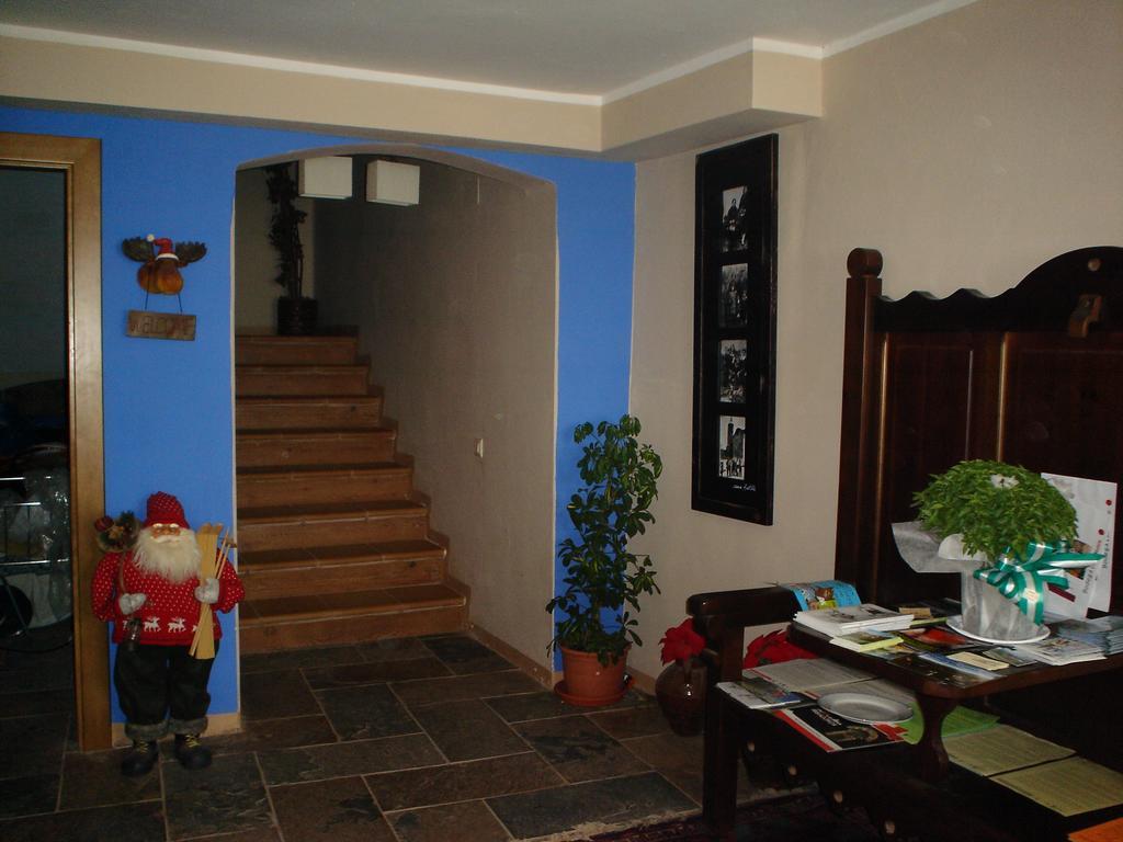 Apartamentos Turisticos Batlle Laspaúles Esterno foto