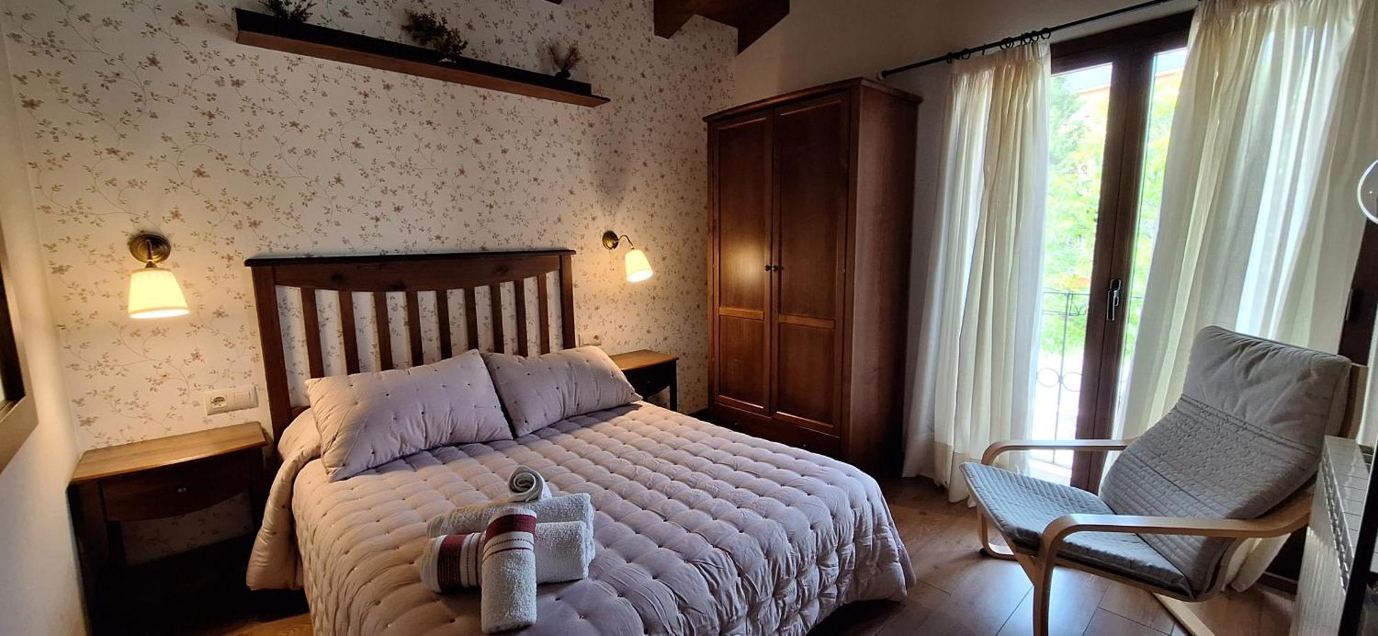 Apartamentos Turisticos Batlle Laspaúles Esterno foto