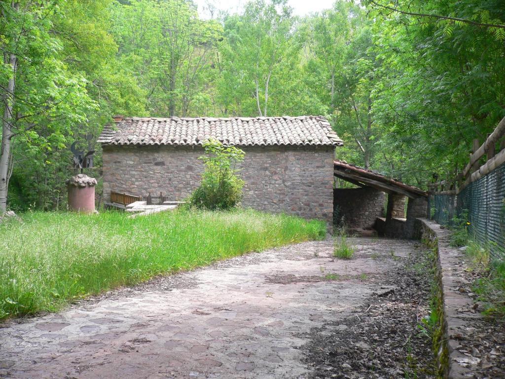 Apartamentos Turisticos Batlle Laspaúles Esterno foto